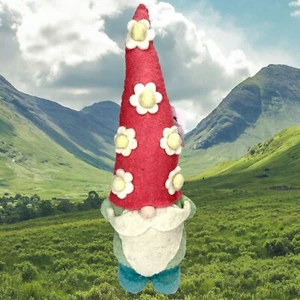 Wichtel Pastell Blumen Frühling & Sommer Deko • Handgenähter Filz freistehend - Bild 1 von 12