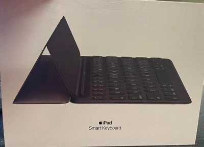 Apple Smart Keyboard for iPad (7th/8th/9th), iPad Air (3rd) & 10.5-inch iPad Pro - Image 1 of 4