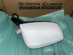 2021-2025 Toyota Sienna Right SIDE MIRROR W/ BSM/Heated, OEM Used - Picture 1 of 6