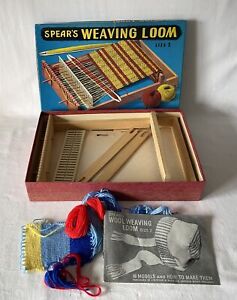 Boxed Vintage Wooden Spear's Weaving Loom Size 2 No. 6152