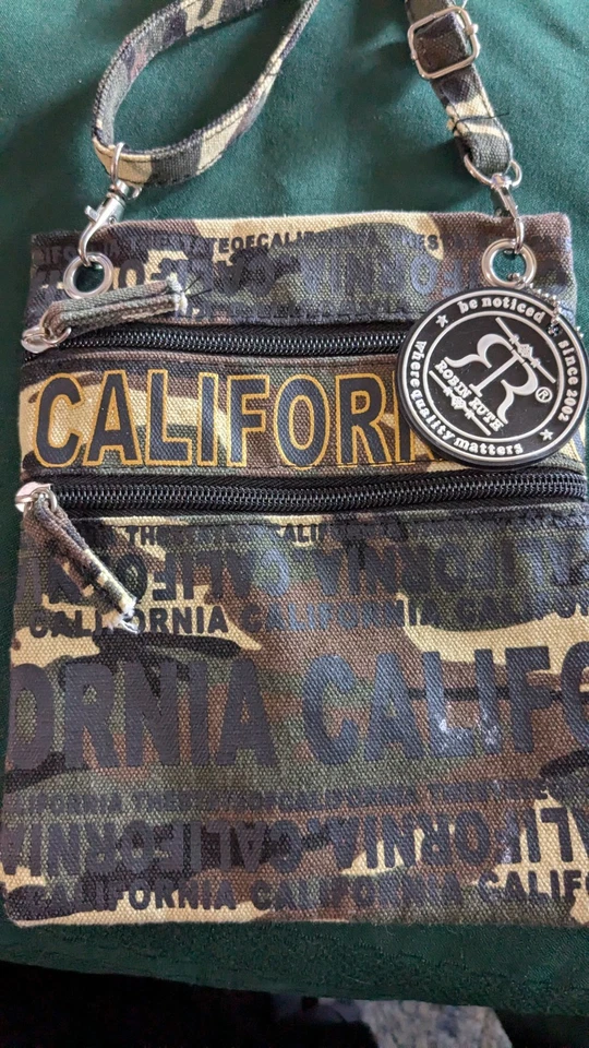 Robin Ruth Crossbody Purse Pouch Bag California State Camo Print Travel Passport - Image 1 of 1