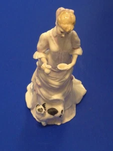 Royal Doulton 'Lucy' HN3858 condizioni favolose firmato senza scatola - Foto 1 di 24