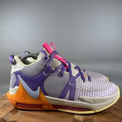 Nike LeBron Witness 7 GS Basketball Shoes Sneakers Size 7Y DQ8650-101 - Image 1 of 4
