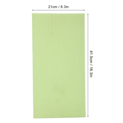 10Pcs Green Plastic Beekeeping Honey Sheet Beeswax Beehive Foundation Beekeeping - Image 1 of 4