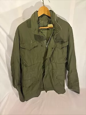Vintage 60s Vietnam M65 Field Jacket OG-107 Military Sateen Scovill Small Hooded - Image 1 of 4