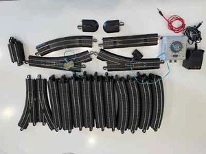 Bachman Model Train Track - 40 Straights - 28 Curves + other items - Picture 1 of 2