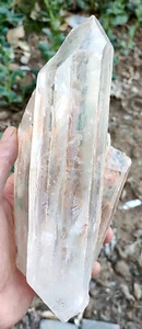 Muestra de punta de cristal de cuarzo esquelético único natural de 1096 g - Imagen 1 de 21