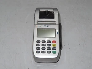 First Data FD50 Credit Card Reader Processing Terminal - Picture 1 of 3