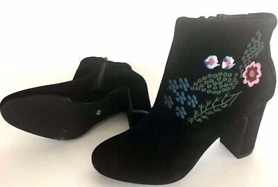 Nanette Lepore Beverly Negro Gamuza Bordado Botas Cortas Tacones Cremallera Para Mujer 7M  Foto 1 de 4