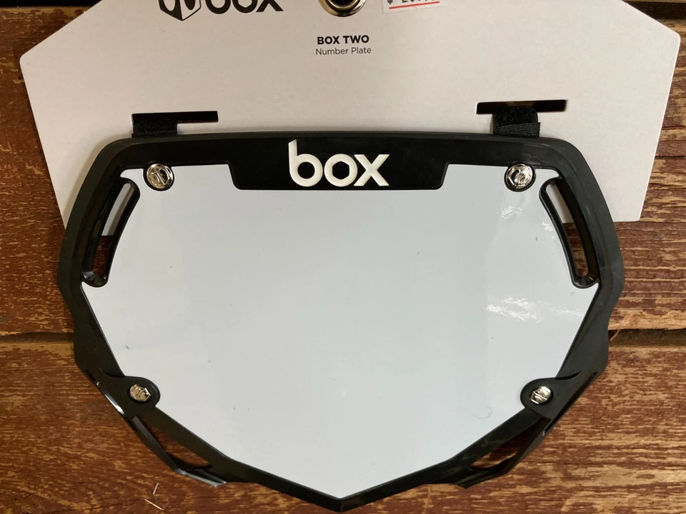 CAJA COMPONENTES NEGRO MATRÍCULA PRO Foto 1 de 1