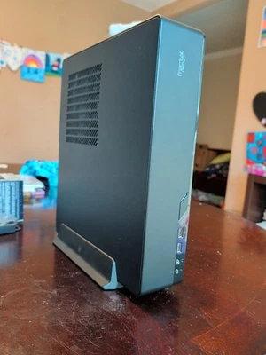 Fractal Design Node 202 Mini ITX with Intel i5-2500K, Asus Motherboard, 16GB - Image 1 of 4