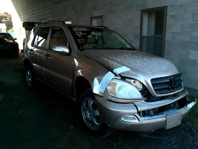 Fuse Box Engine 163 Type ML500 Fits 98-05 MERCEDES ML-CLASS 573603 Foto 1 de 4