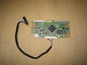 RUNTKA4004TPZA APEX LCD DRIVER BOARD FROM MODEL LD3249 - Picture 1 of 1