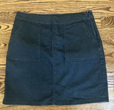 Falda Jean PrAna Kara Negra Gris Denim Línea A Algodón Orgánico Mini Cremallera Lateral Foto 1 de 4