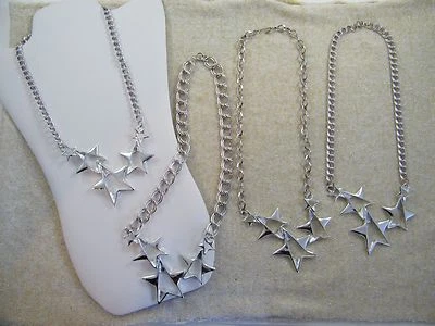 4 VINTAGE "STAR" STATEMENT SILVER TONE NECKLACES Foto 1 de 4