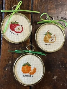 Kreuzstich Obst Mini Ornamente gerahmt Äpfel Orangen Birnen rund - Bild 1 von 7