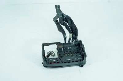 Bloque de conexión de fusibles de terminal positivo OEM 13-17 Cadillac XTS 20914309 5104 Foto 1 de 4