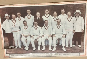 Cricket Full page colour pin up SOUTH AUSTRALIAN XI v Victoria at MCG Nov 1928 - Picture 1 of 1