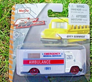 Krankenwagen. EMS Notarztdienst 2019 MAISTO FRESH METAL Neu im Paket! - Bild 1 von 6