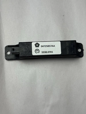 Jeep Grand Cherokee 2011 2012 2013 módulo Anetna de entrada sin llave OEM 04725857 7L3 Foto 1 de 4