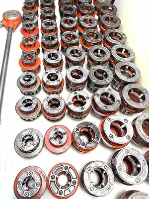 RIDGID 12-R Pipe Threader 5-Pc. Die Set 3/4” - 2" with Ratchet + Handle Wow - Image 1 of 4