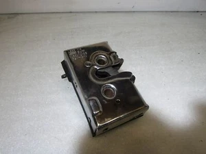 Audi Coupe B3 2.3E porta anteriore sinistra cromata serratura centrale 896837015B - Foto 1 di 6