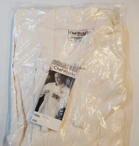 Chef Works Chef Coat - Unisex - White - XL   ( LONG SLEEVE ) - Picture 1 of 3