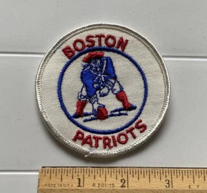Vintage New England Boston Patriots Football Team Round Embroidered Patch Badge - Picture 1 of 3