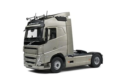 2021 VOLVO FH GLOBETROTTER XL TRUCK SILVER 1:24 by SOLIDO MODELS S2400101 IN BOX - Image 1 of 4