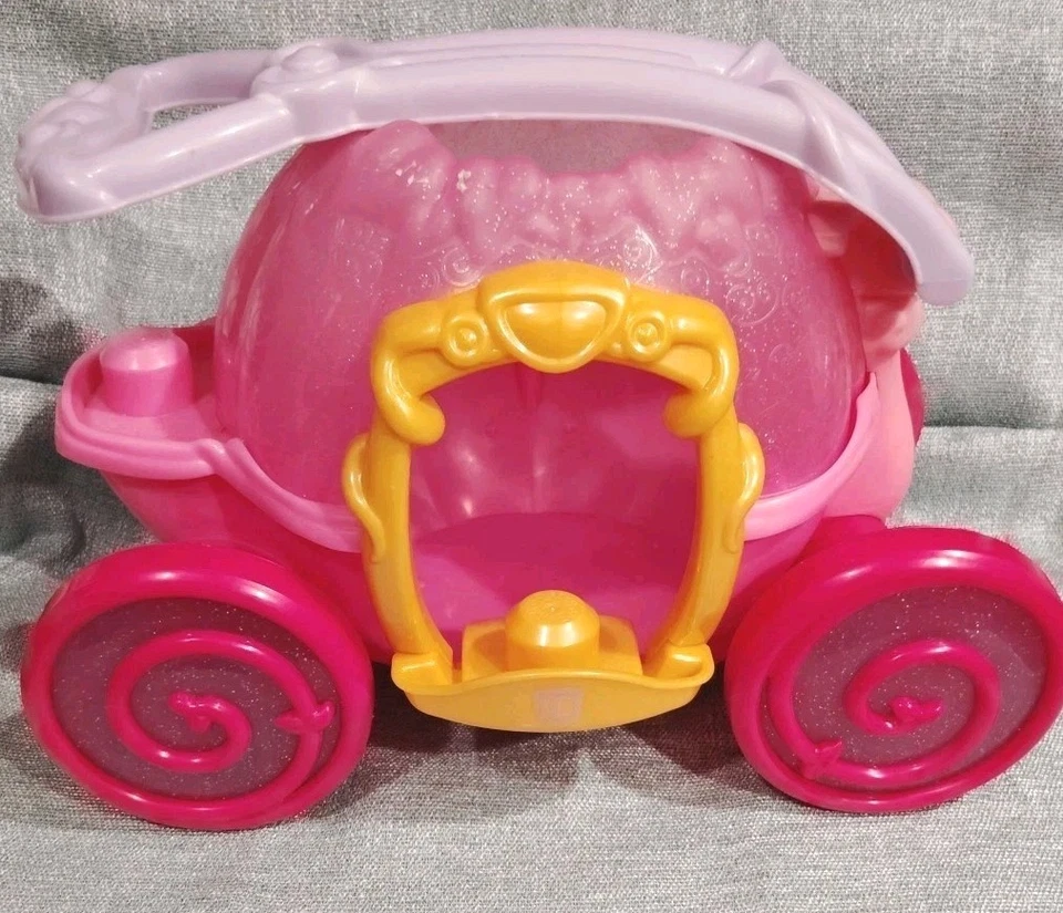 2004 Mega Bloks Disney Princess Cinderella Carriage Wagon Replacement  - Image 1 of 4