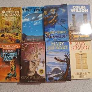 8 x Sci-Fi Science Fiction Book Bundle Fantasy Paperback Novels, some Vintage - Picture 1 of 10
