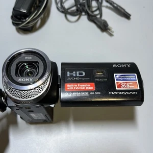 Sony Handycam HDR-PJ330E Handheld HD Projector Camcorder Black - Picture 1 of 12