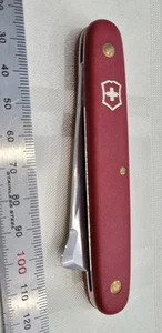 Victorinox Gardener Swiss Army Knife (c) - Picture 1 of 9
