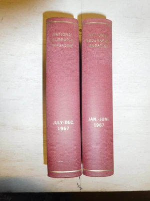 Vintage 1967 Full Year National Geographic Hardbound in 2 Volumes Foto 1 de 4