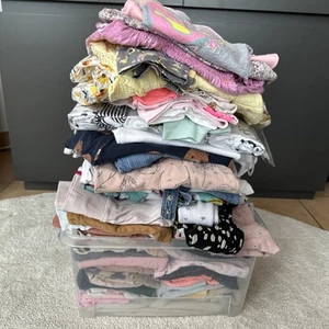 100-teiliges Mädchen Bekleidungspaket 68/74 - Bild 1 von 17