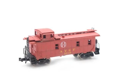 Atlas 3563 Santa FE Red Caboose N Scale - Image 1 of 4