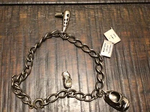 Vintage Sterling Silber Bettelarmband Babyschuhe, Buch usw. - Bild 1 von 12