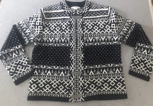 Susan Bristol Wool Sweater Medium Black White Nordic Fair Isle Ski Hook Clasp - Picture 1 of 5