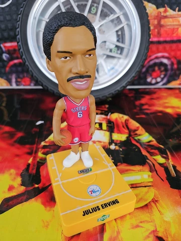 Vintage Julius ERVING Upper Deck PLAYMAKERS 2001-02 NBA Bobblehead 76ers RARE#72 Cover