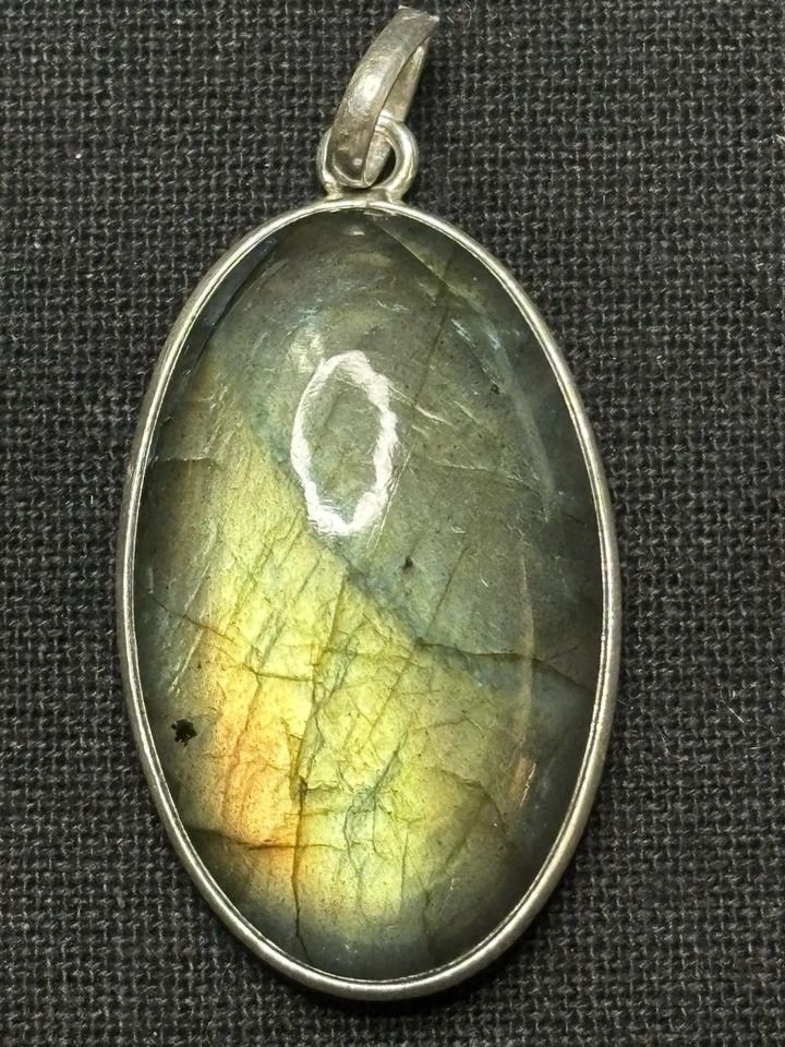 Colgante de plata de ley y labradorita Foto 1 de 2