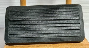 Cubierta de goma para pastillas de pedal de freno o embrague OEM Mopar 5206231 Chrysler Dodge Plymouth - Imagen 1 de 8