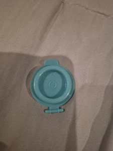 Tupperware Teal Blue Replacement Cap - Picture 1 of 5