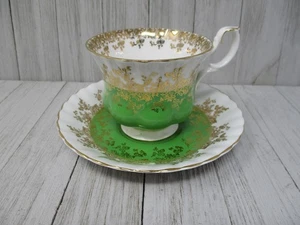 Royal Albert Bone China England Teacup and Saucer #4396 Green Gold White - Picture 1 of 11