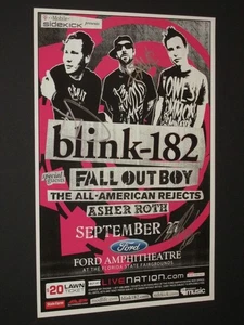 BLINK 182 - 2009 HAND SIGNED 11" X 17" VENUE CONCERT EVENT TOUR POSTER - MINT! - Picture 1 of 1