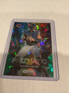 2023 Panini Prizm Justin Fields Prizmatic Prizms Green Ice #3 - Picture 1 of 4