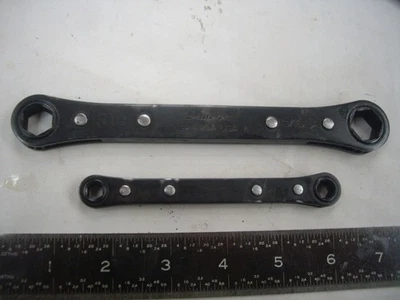 2 llaves de caja de trinquete a presión usadas acabado industrial buen estado Foto 1 de 2