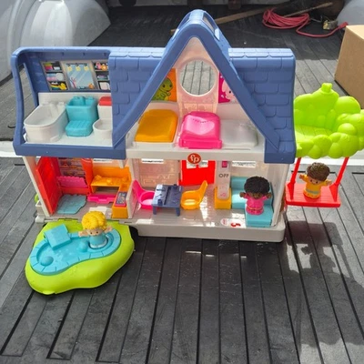 Fisher Price Little People Dollhouse with Smart Stages Sounds Complete Works! - Image 1 of 4