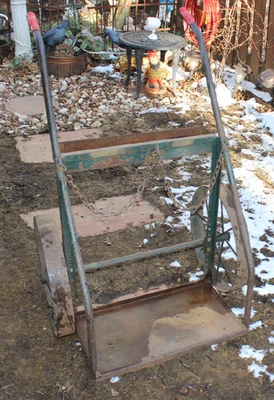 Carro de soldadura de metal antiguo maceta arquitectónica soporte decoración de jardín Foto 1 de 4