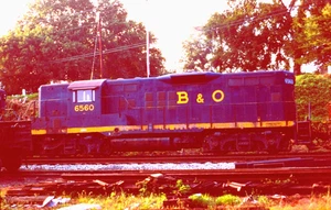 DIAPOSITIVA ORIGINAL KODACHROME BALTIMORE & OHIO RR GP-9 #6560 POINT OF ROCKS MD 10/78 - Imagen 1 de 1