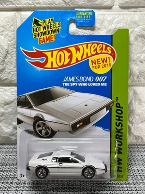 Hot Wheels HW Workshop Lotus Esprit S1 219/250 James Bond 007 White - Image 1 of 4